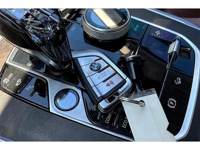 2022 BMW X7 xDrive40i Vehicle Photo in Grapevine, TX 76051