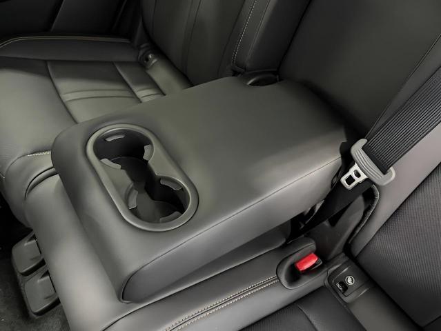 2025 Mazda CX-90 Vehicle Photo in Green Bay, WI 54304