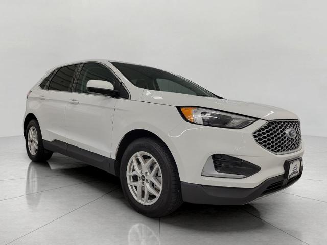 2024 Ford Edge Vehicle Photo in Neenah, WI 54956