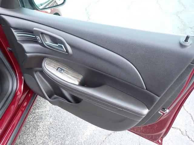 2015 Chevrolet Malibu Vehicle Photo in ZELIENOPLE, PA 16063-2910