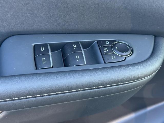 2026 Buick Enclave Vehicle Photo in COLUMBIA, MO 65203-3903