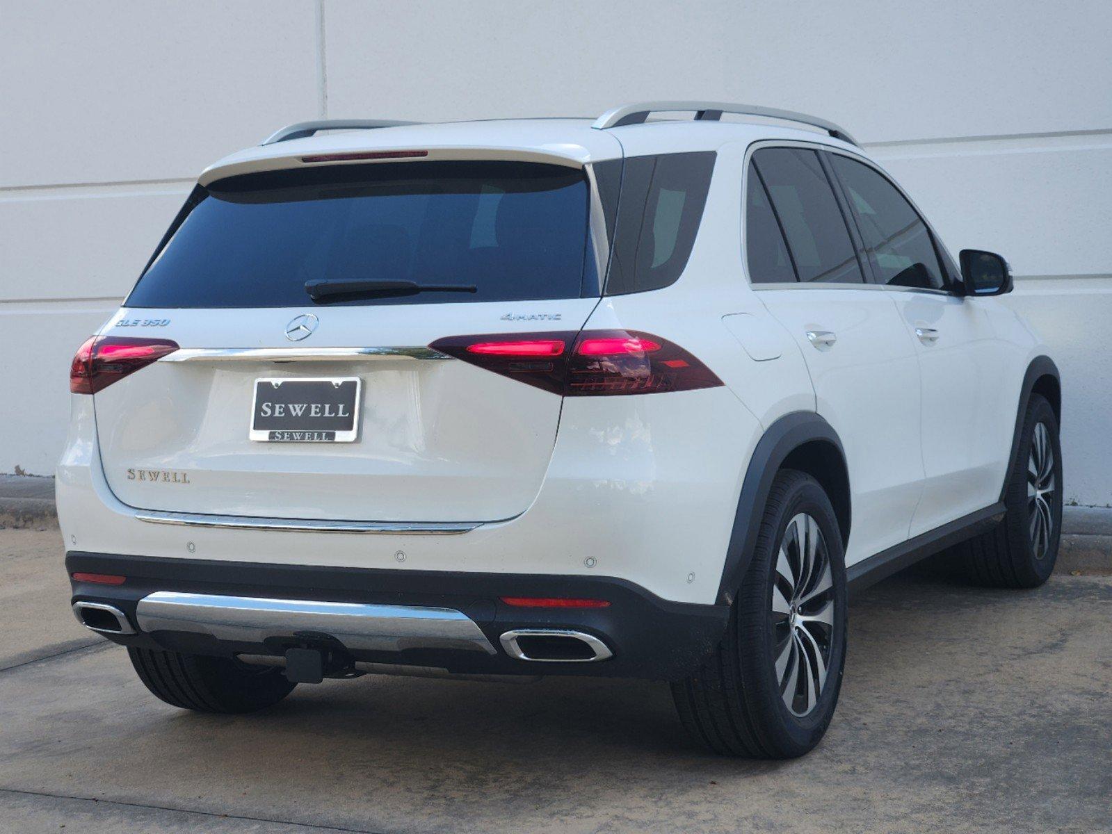 2025 Mercedes-Benz GLE Vehicle Photo in HOUSTON, TX 77079