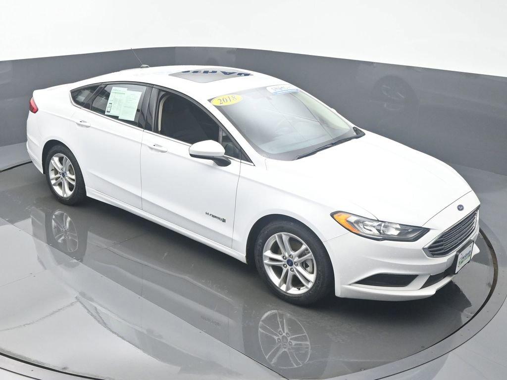 2018 Ford Fusion Hybrid Vehicle Photo in Cedar Rapids, IA 52402