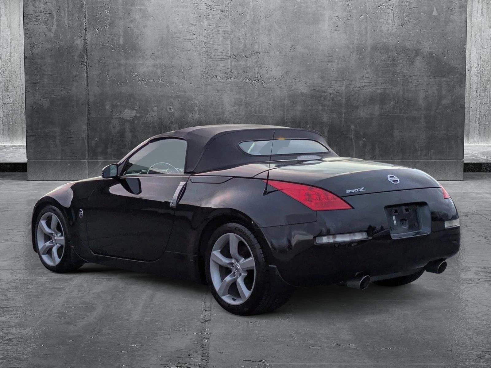 2008 Nissan 350Z Vehicle Photo in Spokane Valley, WA 99212