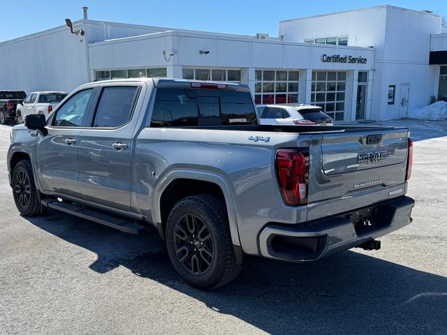 2025 GMC Sierra 1500 Vehicle Photo in LOWELL, MA 01852-4336