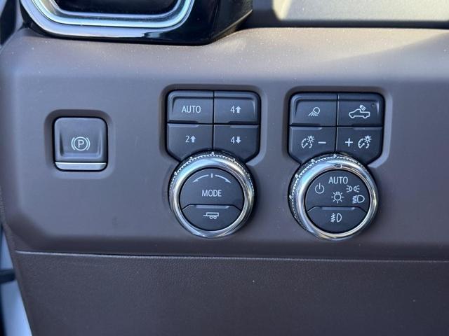 2022 GMC Sierra 1500 Vehicle Photo in COLUMBIA, MO 65203-3903