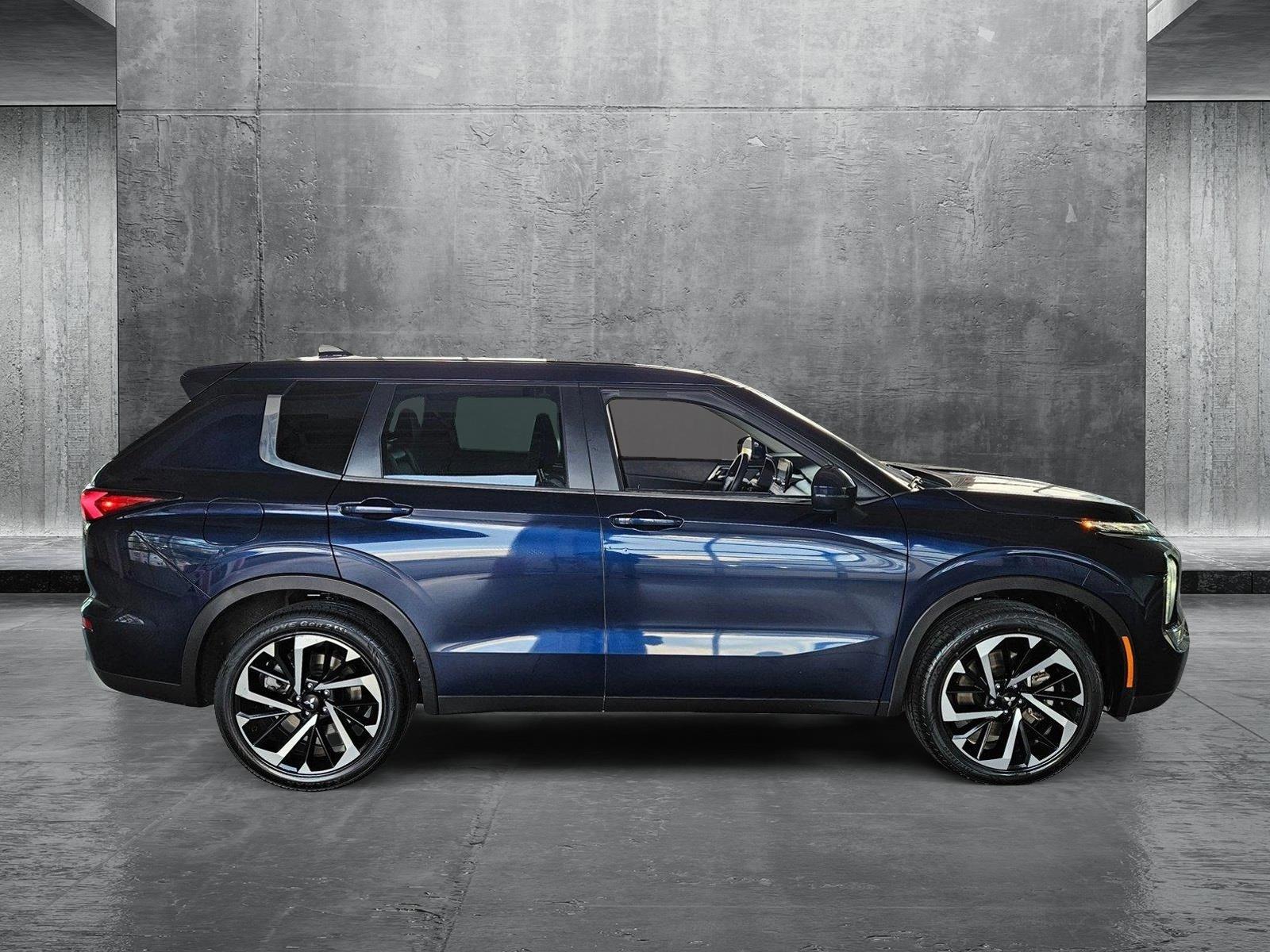 2023 Mitsubishi Outlander Vehicle Photo in Henderson, NV 89014