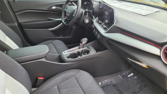2025 Chevrolet Trax Vehicle Photo in FLAGSTAFF, AZ 86001-6214