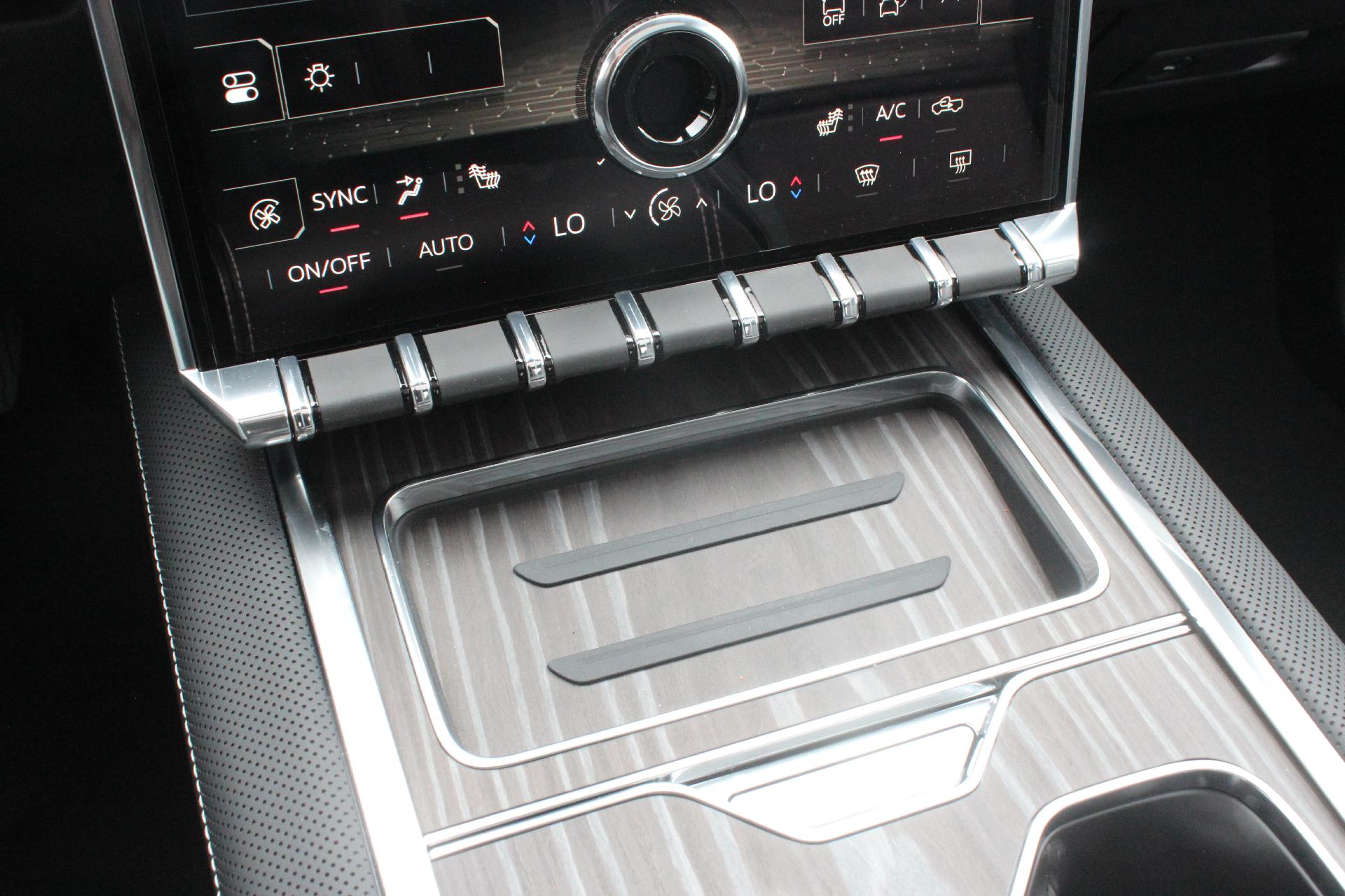 2025 GMC Sierra EV Vehicle Photo in AURORA, CO 80012-4011