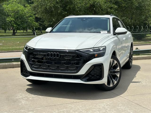 2025 Audi Q8 Vehicle Photo in HOUSTON, TX 77090