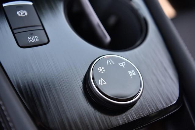2025 Nissan Rogue Vehicle Photo in Ballwin, MO 63011