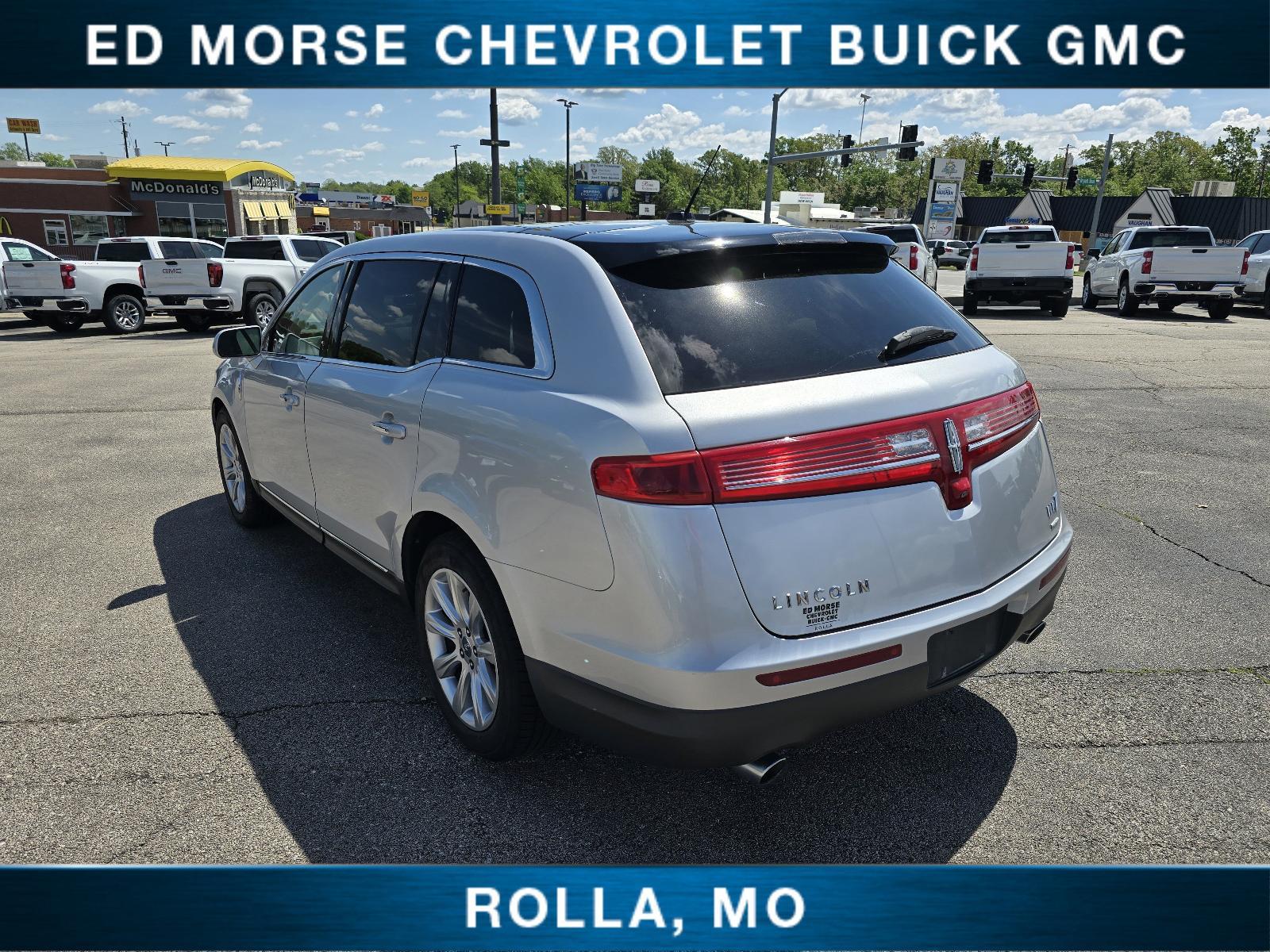 2014 Lincoln MKT Vehicle Photo in Rolla, MO 65401