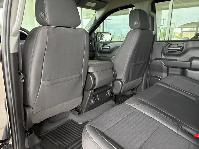 2023 Chevrolet Silverado 1500 Vehicle Photo in MANHATTAN, KS 66502-5036