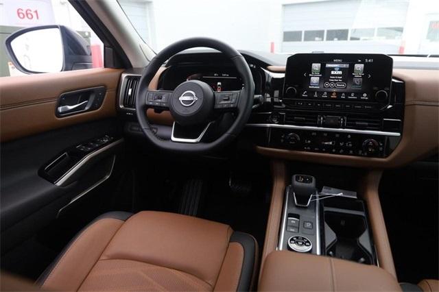 2025 Nissan Pathfinder Vehicle Photo in Hazelwood, MO 63042