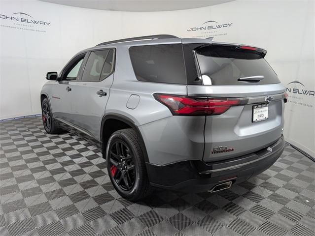 2023 Chevrolet Traverse Vehicle Photo in ENGLEWOOD, CO 80113-6708