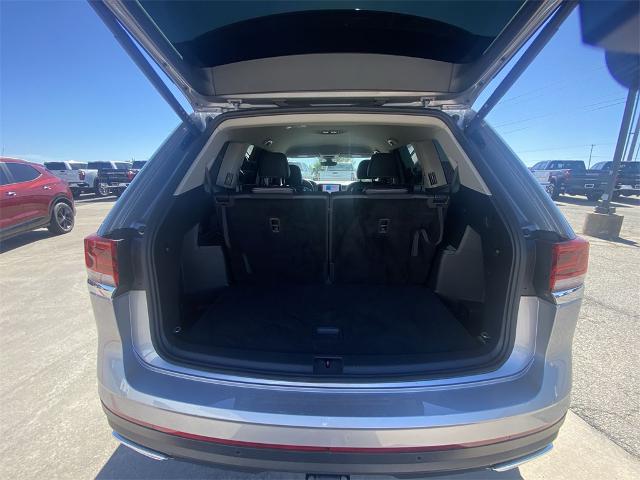 2024 Volkswagen Atlas Vehicle Photo in Greenville, TX 75402