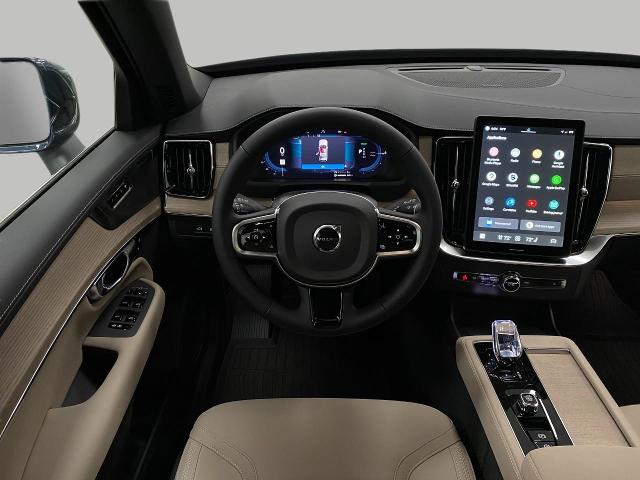 2025 Volvo XC90 Plug-In Hybrid Vehicle Photo in Appleton, WI 54913