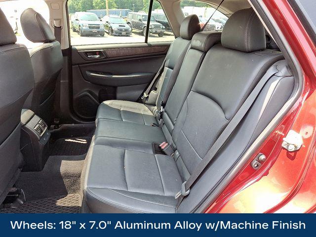 2017 Subaru Outback Vehicle Photo in DANBURY, CT 06810-5034