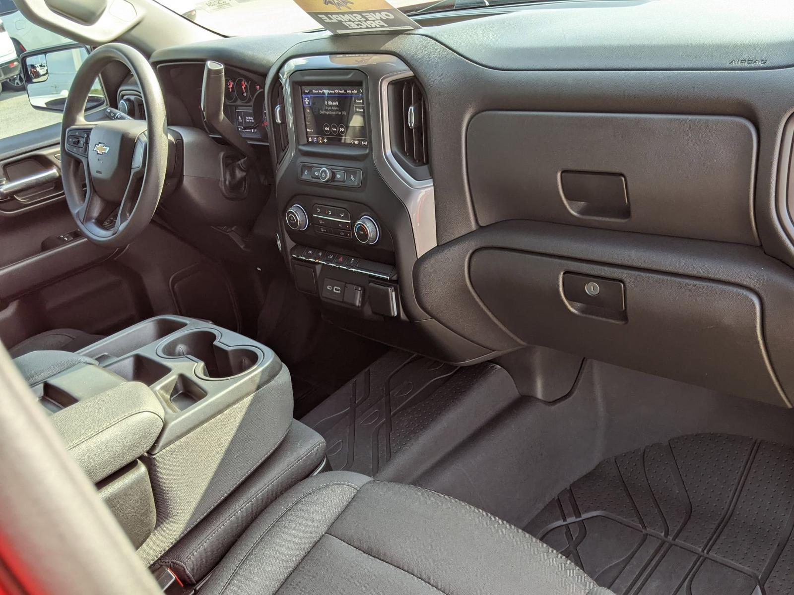 2022 Chevrolet Silverado 1500 Vehicle Photo in Seguin, TX 78155