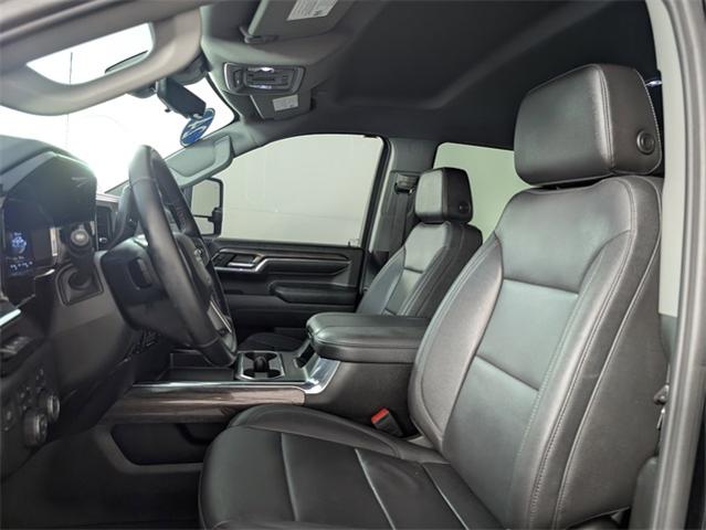 2024 Chevrolet Silverado 2500 HD Vehicle Photo in ENGLEWOOD, CO 80113-6708
