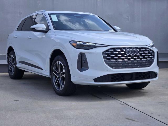 2025 Audi Q5 Vehicle Photo in SUGAR LAND, TX 77478