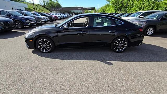 2022 Hyundai SONATA Vehicle Photo in Pleasant Hills, PA 15236