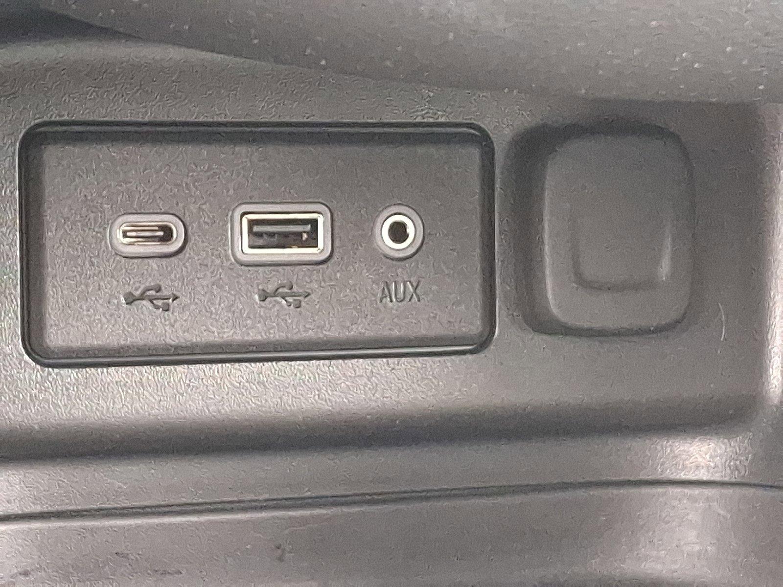 2021 Chevrolet Equinox Vehicle Photo in Harrisburg, PA 17111