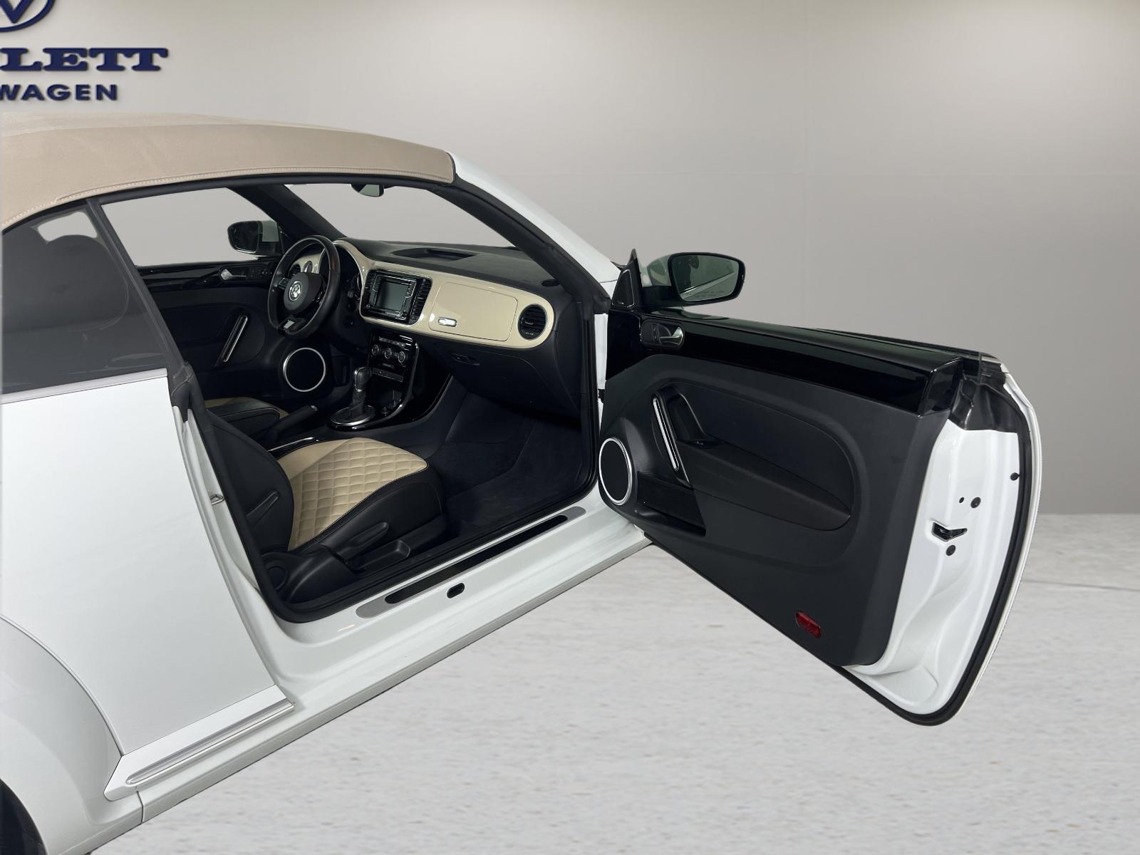 2019 Volkswagen Beetle Convertible Vehicle Photo in Georgetown, TX 78626