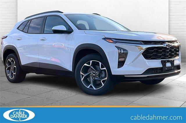 2025 Chevrolet Trax Vehicle Photo in INDEPENDENCE, MO 64055-1314