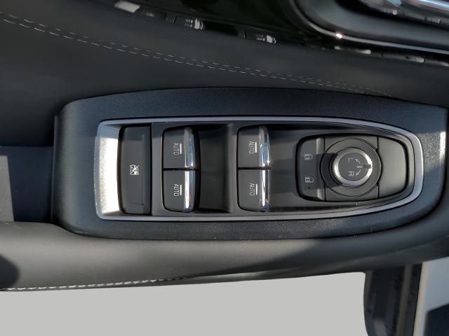 2025 Subaru Outback Vehicle Photo in Green Bay, WI 54304