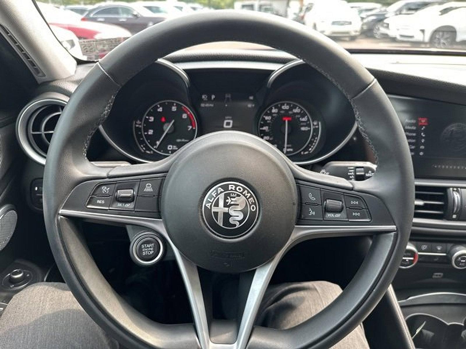 2019 Alfa Romeo Giulia Vehicle Photo in Willow Grove, PA 19090