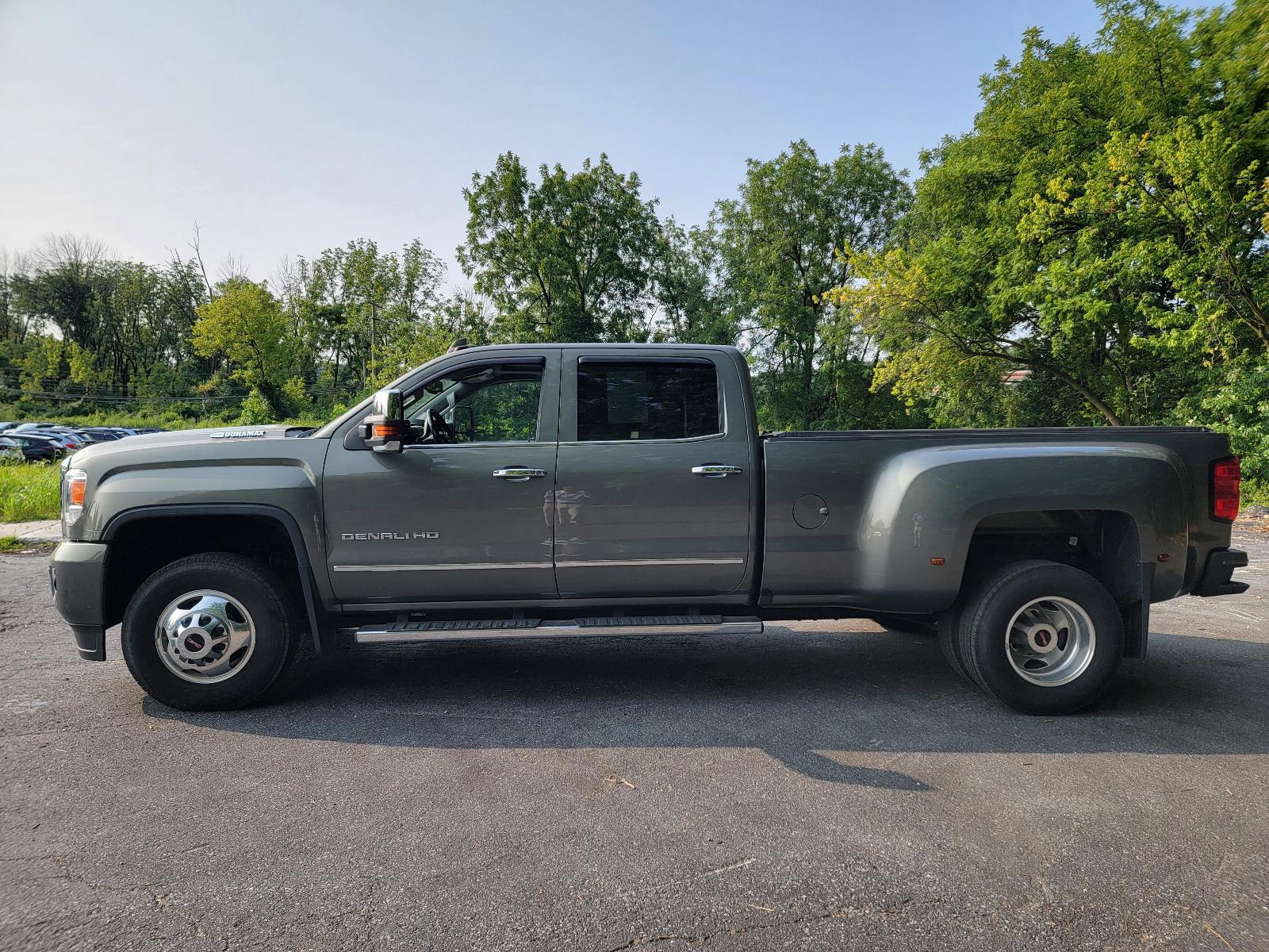 2017 GMC Sierra 3500HD Vehicle Photo in Harrisburg, PA 17111