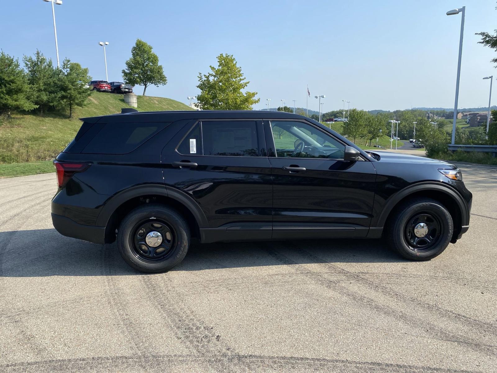 2025 Ford Police Interceptor Utility Vehicle Photo in Belle Vernon, PA 15012