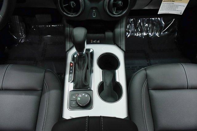 2025 Chevrolet Blazer Vehicle Photo in EVERETT, WA 98203-5662