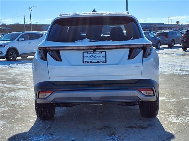 2025 Hyundai TUCSON Vehicle Photo in Peoria, IL 61615