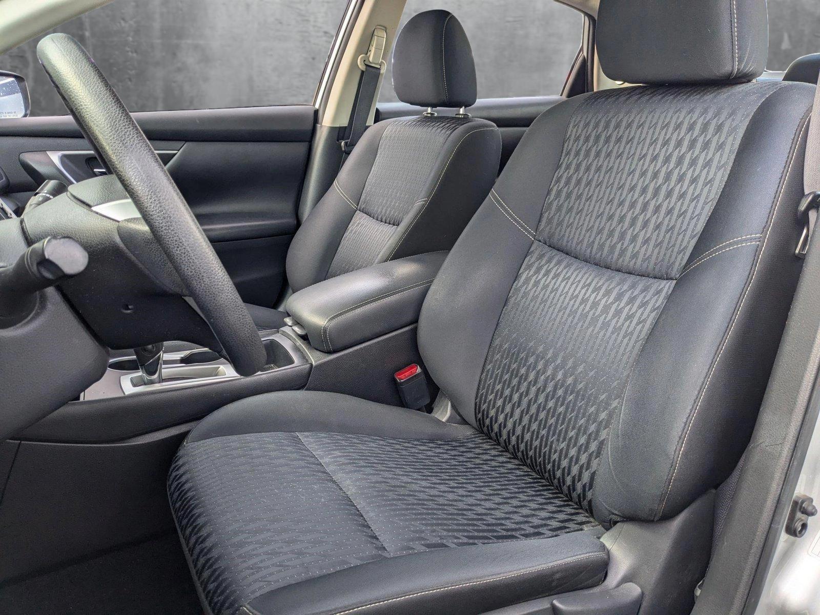 2018 Nissan Altima Vehicle Photo in VALENCIA, CA 91355-1705