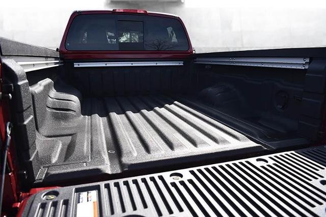 2025 Nissan Frontier Vehicle Photo in Ballwin, MO 63011