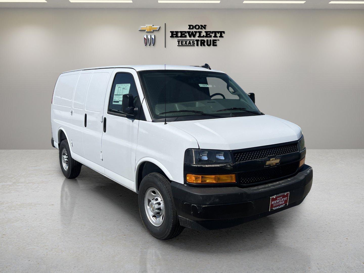 2025 Chevrolet Express Cargo 2500 Vehicle Photo in GEORGETOWN, TX 78626-7508