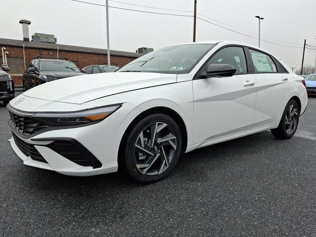 2025 Hyundai ELANTRA Hybrid Vehicle Photo in Harrisburg, PA 17111