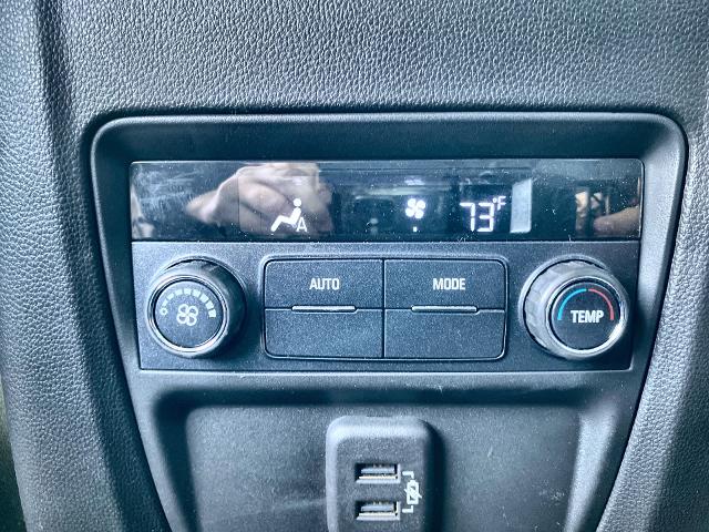2020 Buick Enclave Vehicle Photo in WILLIAMSVILLE, NY 14221-2883