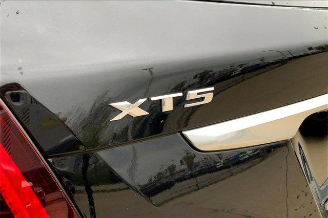 2022 Cadillac XT5 Vehicle Photo in KANSAS CITY, MO 64114-4545