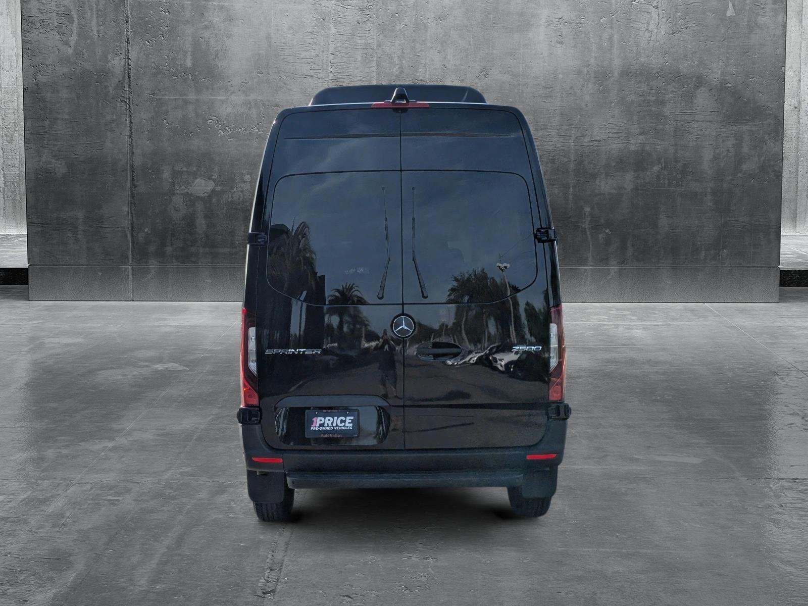 2024 Mercedes-Benz Sprinter Passenger Van Vehicle Photo in Wesley Chapel, FL 33544