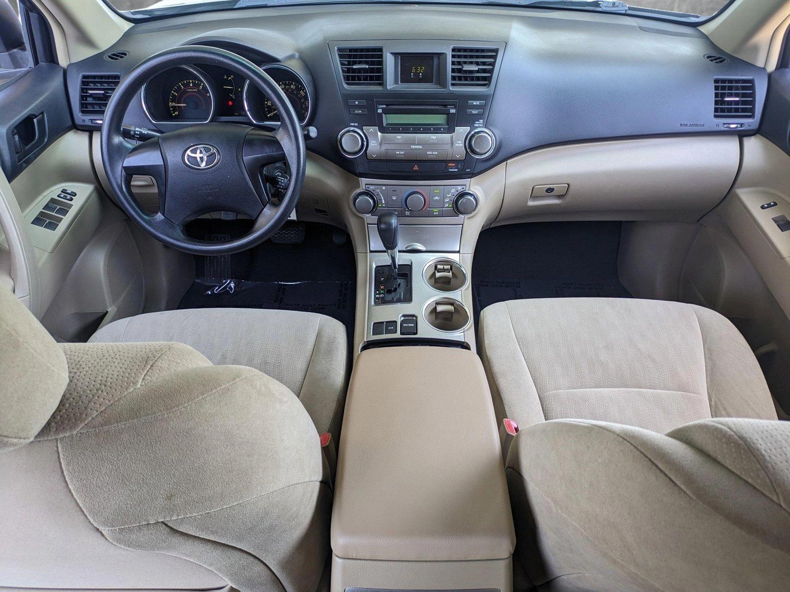 2012 Toyota Highlander Vehicle Photo in Bradenton, FL 34207