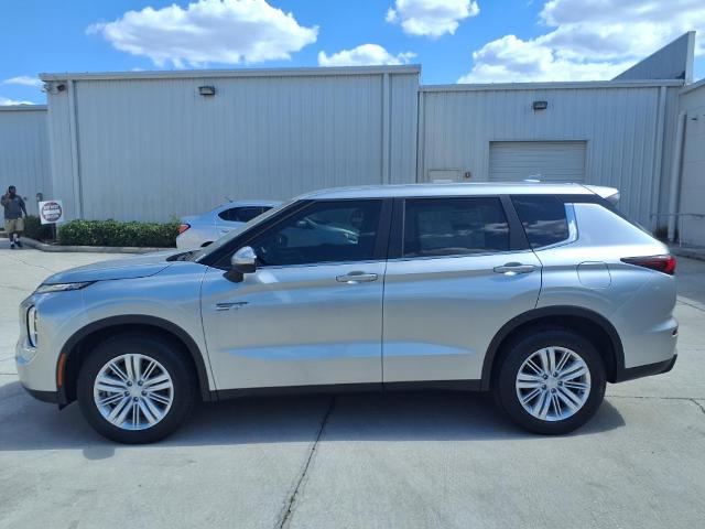2025 Mitsubishi Outlander Plug-In Hybrid Vehicle Photo in Tampa, FL 33612