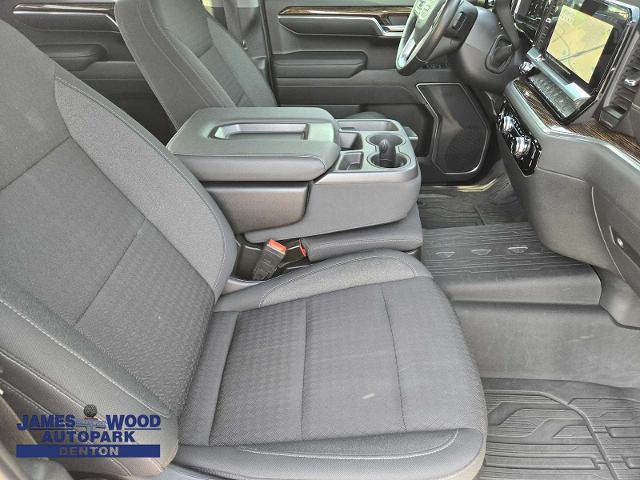 2022 GMC Sierra 1500 Vehicle Photo in DENTON, TX 76210-9321