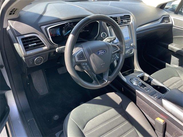 Used 2020 Ford Fusion SE with VIN 3FA6P0HD9LR232863 for sale in Centralia, MO