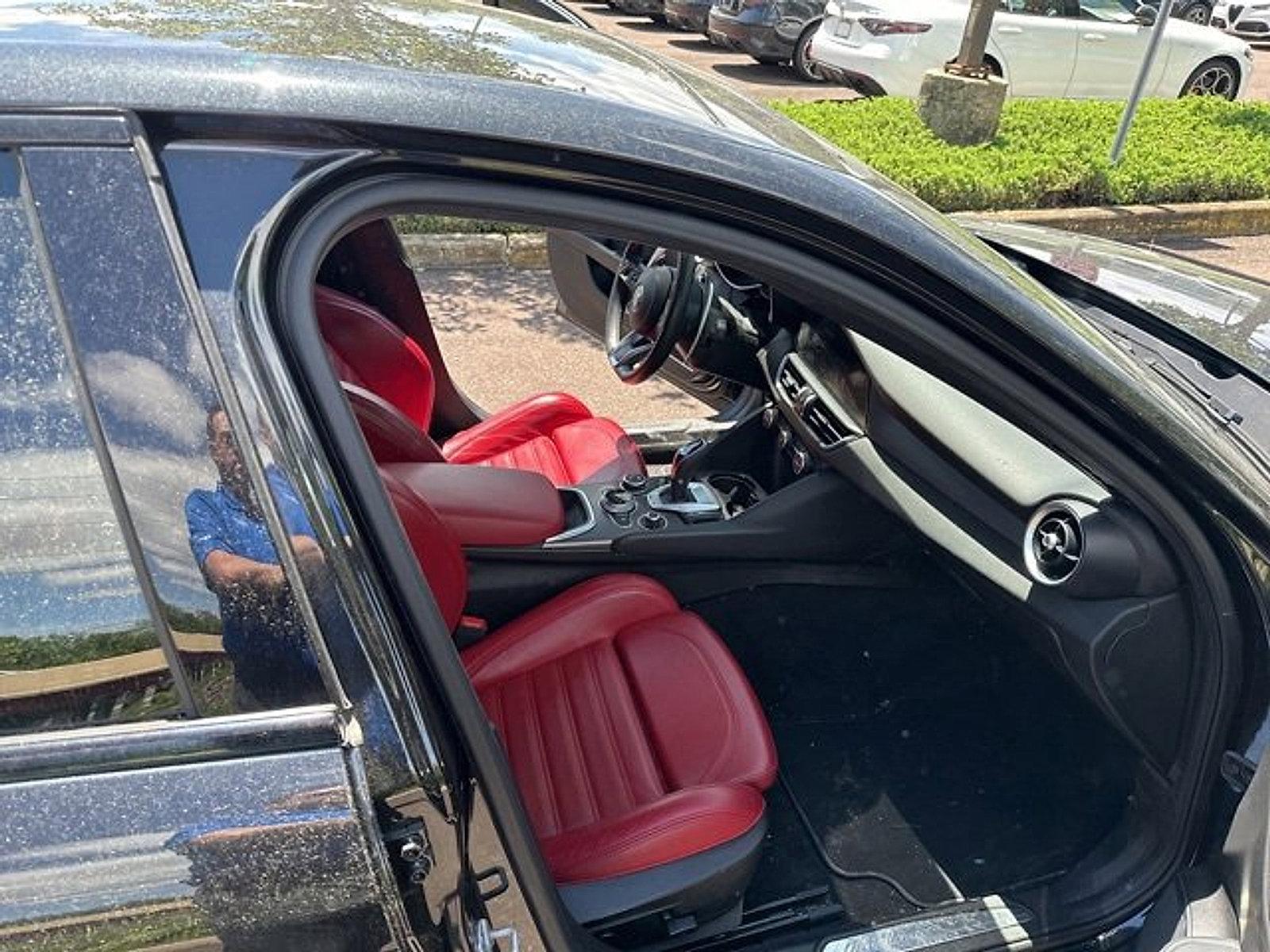 2022 Alfa Romeo Giulia Vehicle Photo in Willow Grove, PA 19090