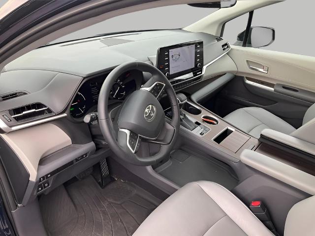 2021 Toyota Sienna Vehicle Photo in Oshkosh, WI 54904