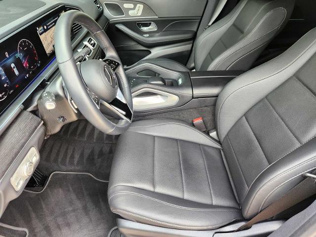 2025 Mercedes-Benz GLE Vehicle Photo in HOUSTON, TX 77079