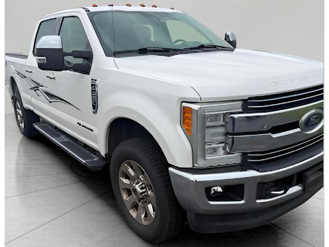 2017 Ford Super Duty F-250 SRW Vehicle Photo in Neenah, WI 54956